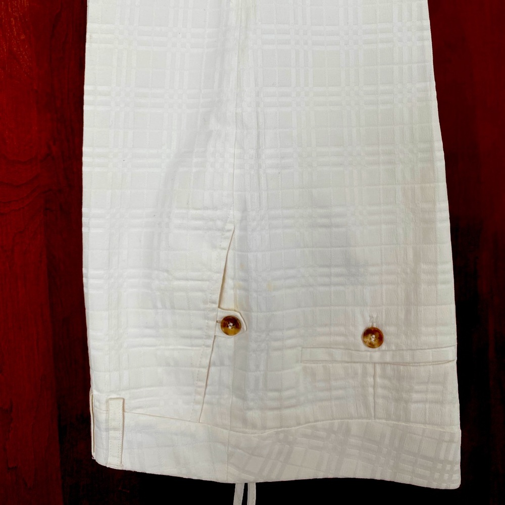 Burberry white pants, sz 6.